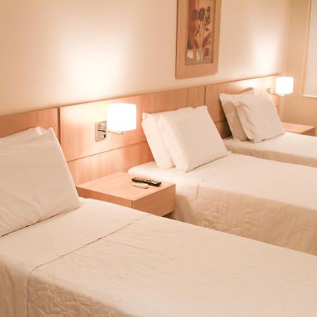 Gales Park Hotel Dourados Oda fotoğraf