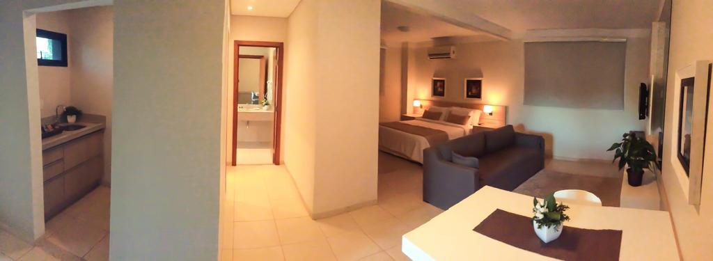Gales Park Hotel Dourados Oda fotoğraf