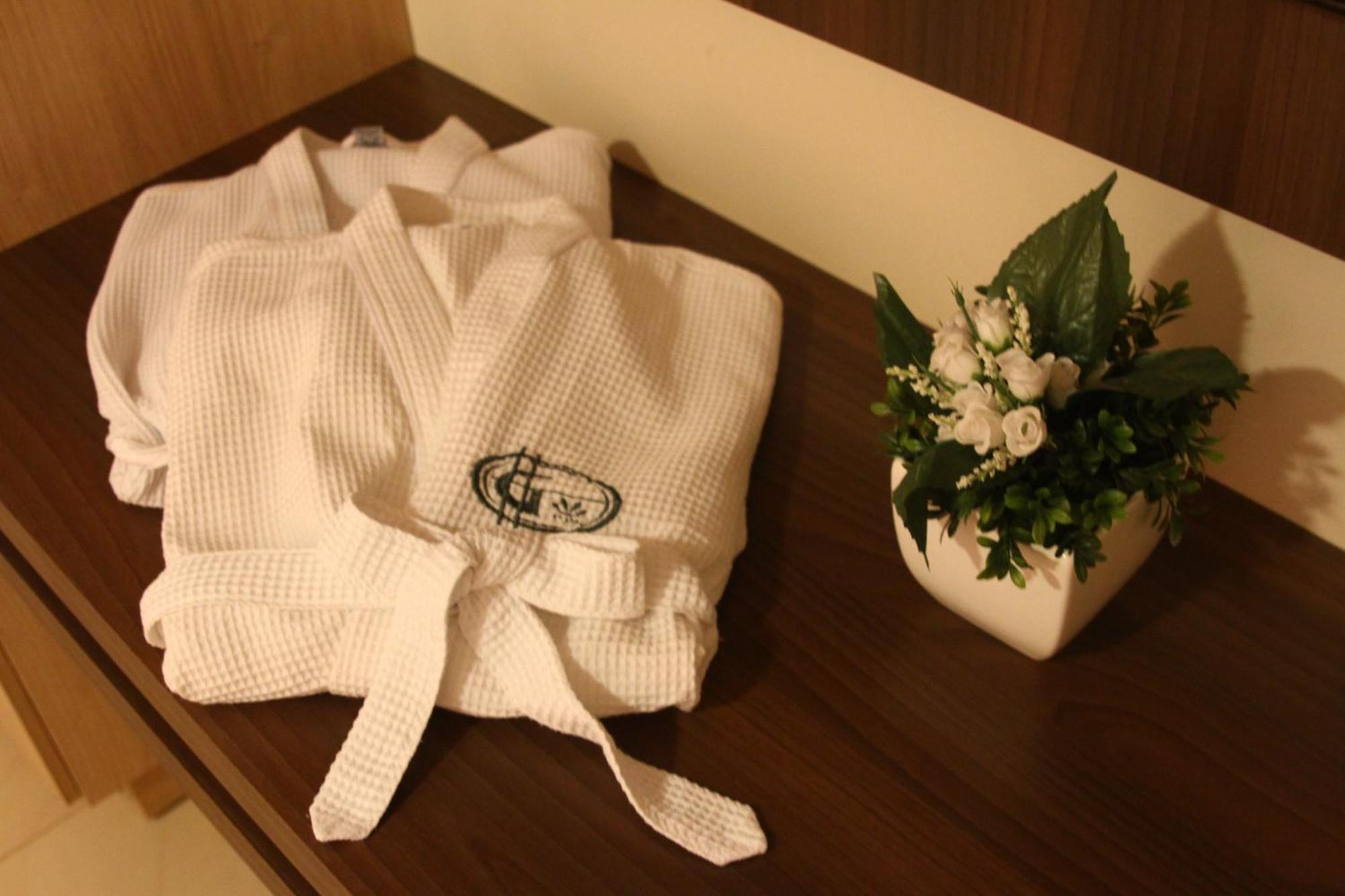 Gales Park Hotel Dourados Oda fotoğraf