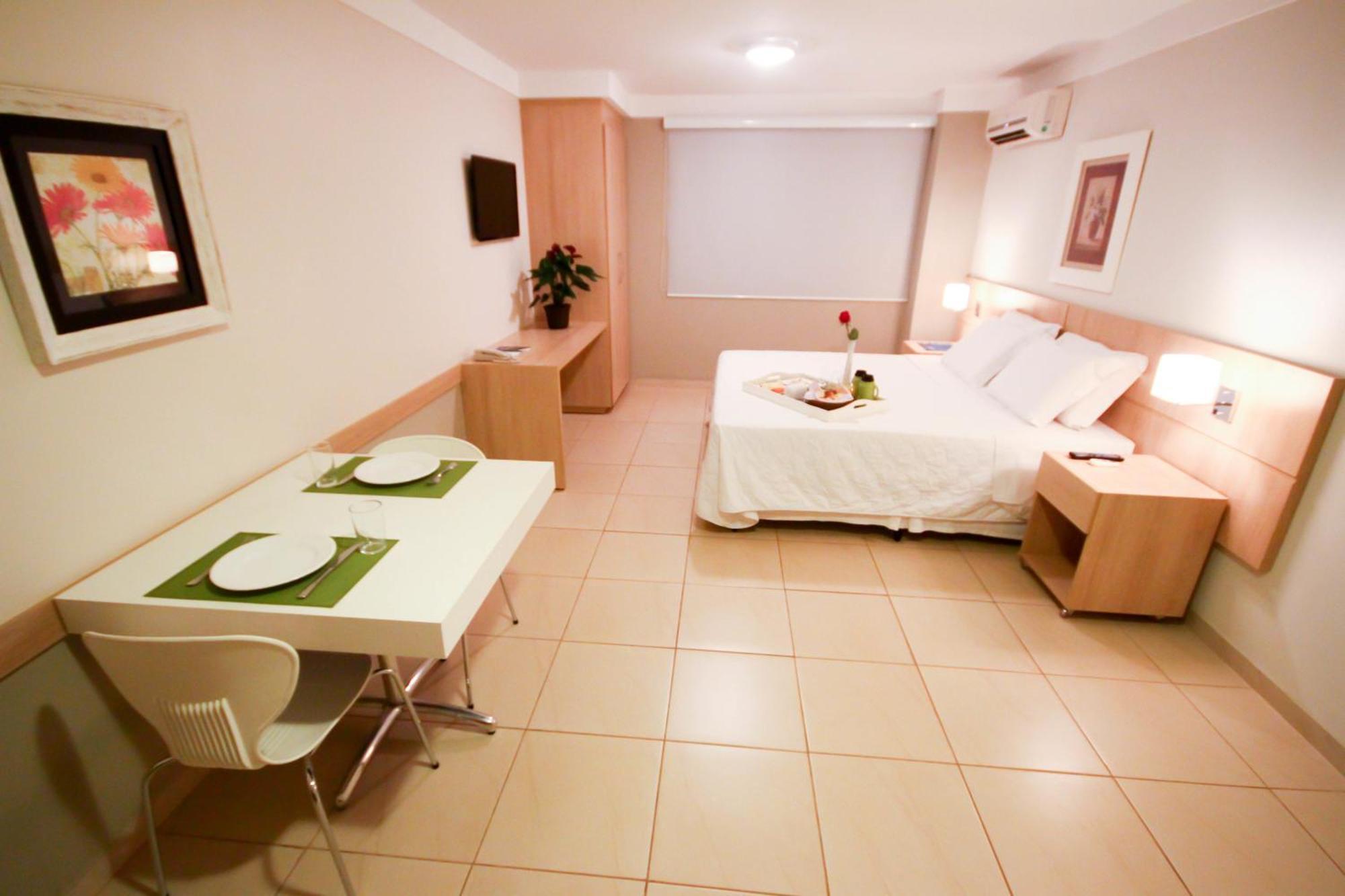 Gales Park Hotel Dourados Oda fotoğraf