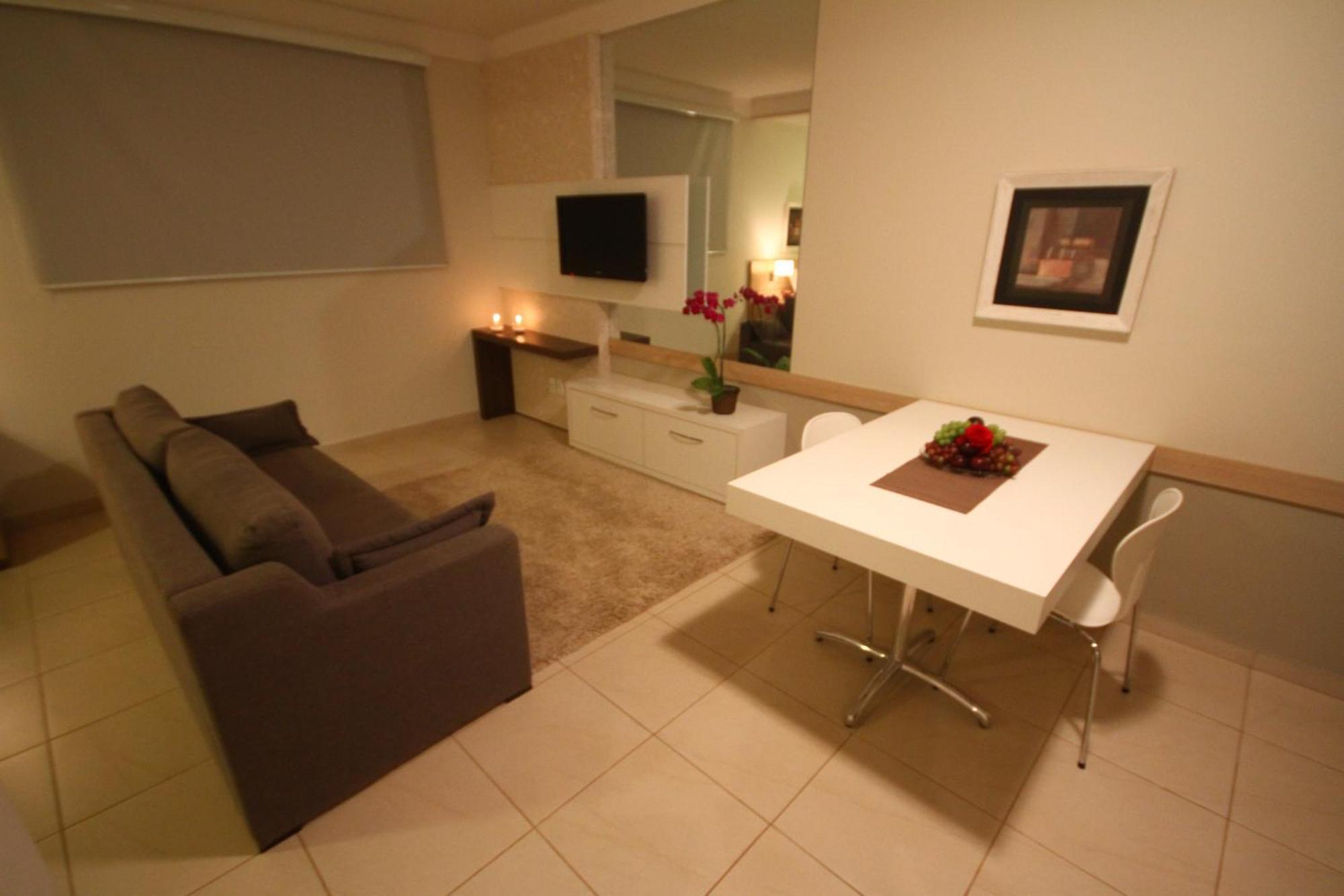 Gales Park Hotel Dourados Oda fotoğraf